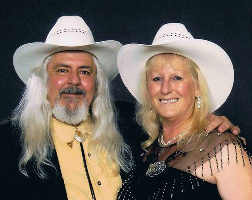 The_Loaded_Gunz's profile picture. We Love to sing
Hear our songs here: http://t.co/odymWrpB6Y