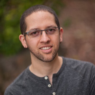 Dog dad, learner, software builder, cyclist, medidator, hiker. 🧘🏼♂️ 🐶 🥾🌳 🐝 🚴🏼 🏃🏼♂️ 👨🏼💻 ⌨️