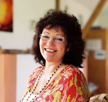 * Heilpraktiker
    * Lehrtrainer/Coach-DVNLP/IN/ICI
    * Ayur-Veda
    * Syst Aufstellungen