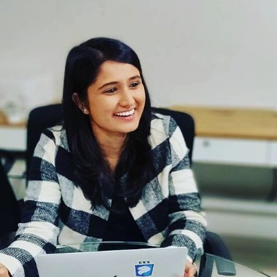 bhoomikhanapara's profile picture. 💫 A head full of dreams 🦄🌈