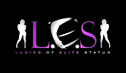 LES_xoxo's profile picture. 