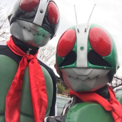 ◆ポーズが決まらないレイヤーカメラマン。◆基本は相方に合わせてライダー系コスして相方を撮影するのがモットー◆やったことあるコスプレ→一文字隼人、進撃の巨人のミカサ、キュアホイップ、仮面ライダー１号◆やりたいコスプレ→昭和ライダーの悪役、進撃の巨人ハンジ、斉木楠雄の災難のダークリユニオン、ショッカー◆合わせ歓迎！