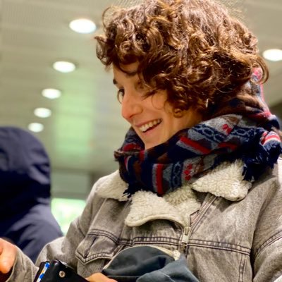 helenaandrest's profile picture. 🔬AI & Machine Learning PhD @Cambridge_Uni 🪐Physicist 🕸Graphs, Multi-modality and explainability research 🔆 Ultimate Frisbee