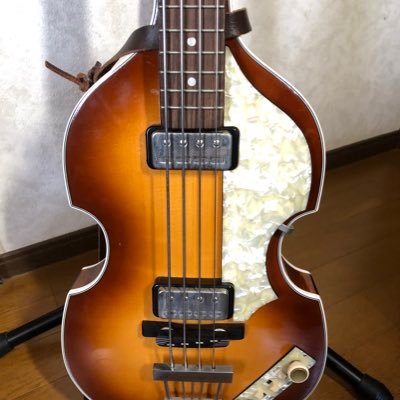 ビートルズリアルタイム世代。プリーズ・プリーズ・ミーで衝撃を受けました。今でも60年代、70年代の音楽が大好き❤。