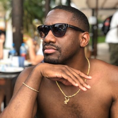 lmatt210's profile picture. Somewhere Laughing