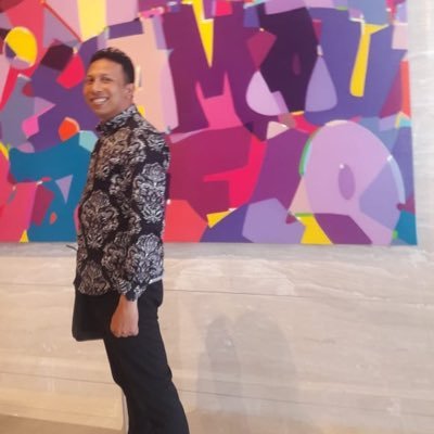 warsit7's profile picture. Advokat & Tenaga Pengajar Ilmu Hukum Universitas Pancasila