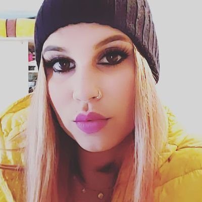 Enamorada de la persona que me ama...
Perfectamente imperfecta!
Qué sabe nadiee ☆
●Instaagram-》 alba_torres.23
LOQUETÚMEDASSEQUEDACONMIGO♡♤