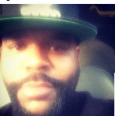 ElLayJay's profile picture. Foreva Mood: Lil Duval Smile  #LakersNation #Steelers #LosAngelino #RIPKobe🐍   
The great thing about being at 90% is at least you know you're halfway there