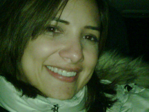 Lovely wife, mom and dentist. I love my pug.... and a tweet when everybody is sleeping......