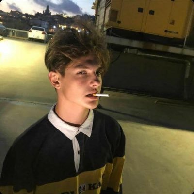AhmetXblr's profile picture. Ahmet uyumak istiyo👽