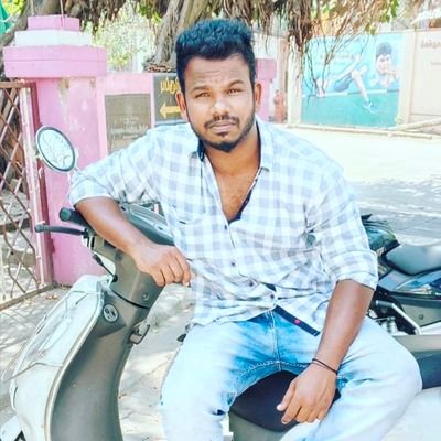 arunarivendren's profile picture. 