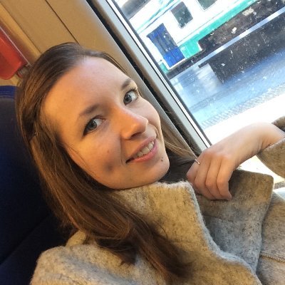Glück is a happiness. Машулёнинг. JS-сеньорита. Знаю, что такое Event loop, Promises и прототипное программирование