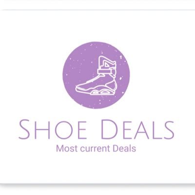 Sneaker Head providing the best shoe deals on Amazon. Associated with the affiliate program through Amazon. All items are sold off Amazon. Shoe News as well.