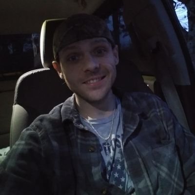 What you see is what you get, I'm a country boy. And I love the outdoors and Im single. Follow me!
