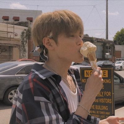 koreainbox's profile picture. ₍🌸₎ ..⃗. ꒰ 필사자 ꒱ ↷ 𝖣𝗂𝖽 𝗂𝗍 𝗆𝖺𝗄𝖾 𝗒𝗈𝗎 𝖿𝖾𝖾𝗅 𝖻𝖺𝖽 w𝗁𝖾𝗇 𝗒𝗈𝗎 𝖼𝗁𝖾𝖺𝗍𝖾𝖽 𝗈𝗇 𝗒𝗈𝗎𝗋 𝗆𝖺𝗇 𝗅𝖺𝗌𝗍 𝗇𝗂𝗀𝗁𝗍?  {DESATIVADO}