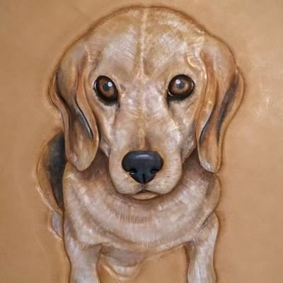 東 真人 猫チャーム アメショー しっぽ長め 肉球見せる 横座り のリクエストをイラスト化し Okが出て後カービング 仕立ての行程をしました アメショー レザークラフト レザーカービング チャーム 猫好きさんと繋がりたい
