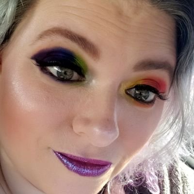 on a mission, to change for the better, and hopefully the World too. Licensed Esthetician, Certified MUA. Geek.
sassyjaygrl on insta,YouTube,Twitch,Mixer