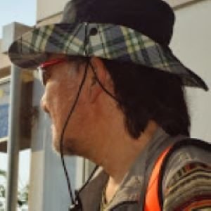 ryogapress's profile picture. 老年現役プログラマ
『凌駕プレス』管理人
MSA(多系統萎縮症）に罹患した妻と生きる男のウェッブマガジンを不定期に執筆。映画や本を入口に、いろいろな社会問題について記事を書いています。