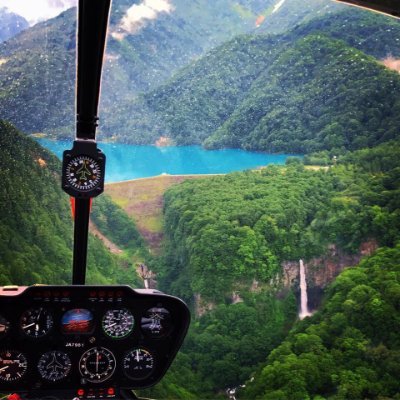 ヘリコプター管理運営事業
地方創生・ _🚁遊覧飛行🚁_等色々とイベントを開催中!!
✉のお問合せ info@si-group.info