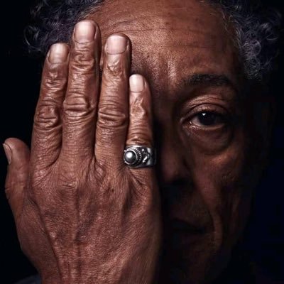 HectorSalman217's profile picture. يجروني للشر عبد وسَيِّد. وأنا أحاول جاهد إني أكون عبد جيِّد.