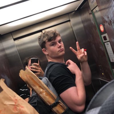 james__melody's profile picture. 