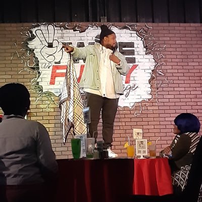 black man with a heart of gold that I would put on my teeth 🤷🏾‍♂️ #standup comedian
