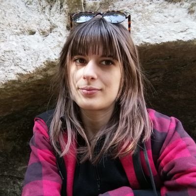 Arianna86946627's profile picture. 