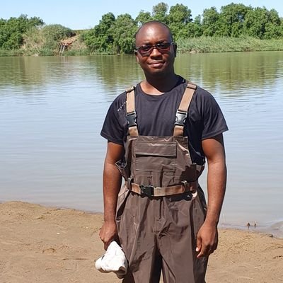 Inland Fisheries and Freshwater Ecology. Extreme fondness for wildlife 🐟🦀🕷️🐘🐦🌿 !On and Off Arsenal fan🤭.