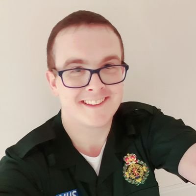 andyrew1989's profile picture. #Paramedic