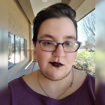 Geek of all trades. Occasional Criminal Mastermind. Cupcake Lady @TBC_Cupcakes. '93 Liner. Cryptid/Potato. She/They. 🖤💜🤍💛