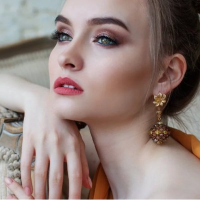LitwinAmada's profile picture. Chicago livin'
portrait model
entertainer