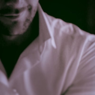 ArabianEmirate's profile picture. Love itself describes its own perfection. Be speechless and listen. قوّة الإنسان فى عقله و لسانه