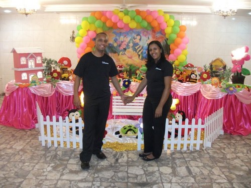 R&A Mesas Decoradas oferece lindas mesas para deixar sua festa inesquicível!!! trabalhamos com carinho,respeito e qualidades.