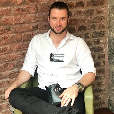 BBouros's profile picture. Rome wasn’t built in a day, but it burned down in one.