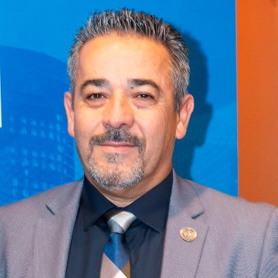 Ingeniero Técnico de Telecomunicación, Graduado en Ingeniería en Tecnologías de Telecomunicación, Técnico en PRL, Presidente de ACITICS, Decano del COITTCAN