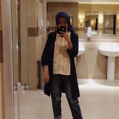 wulanramadhana1's profile picture. 