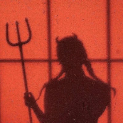 sweet_xthreads's profile picture. Just for my Instagram 😚