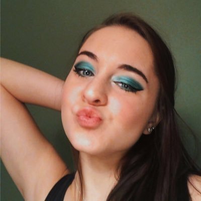 MaddieMasters5's profile picture. 