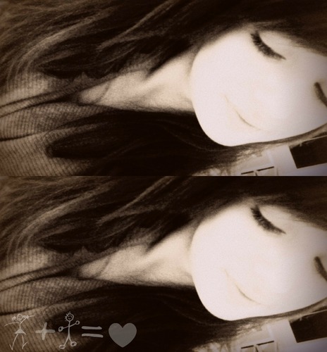 Lcve_M's profile picture. Kiss me on the sidewalk,take away the pain 
'Couse I see Sparks fly
Whenever you smile . {:
хo хo ♥michelle