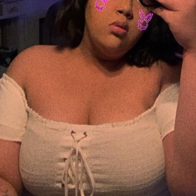 RULIESAMESS's profile picture. i can fuck both your mom AND your dad