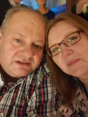 wife/mum of 2 teenagers - trying to make ends meet