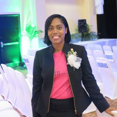 Vinessa876's profile picture. 