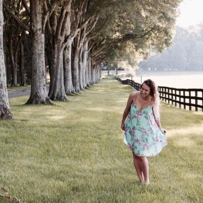 TheHalesTales's profile picture. just a biology grad selling electrical products