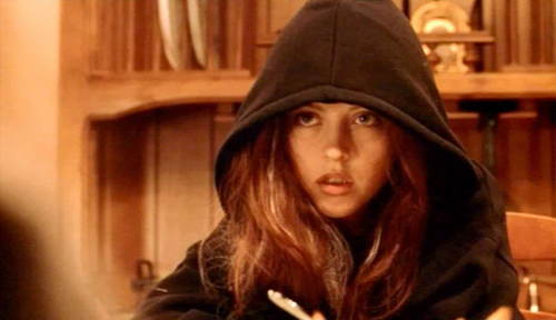 Apparently 17, have the ability to kick arse, and won't take people's shit. American soap operas are my guilty pleasure. Piss off, ent bovvered.