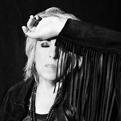 Lucinda Williams Profile