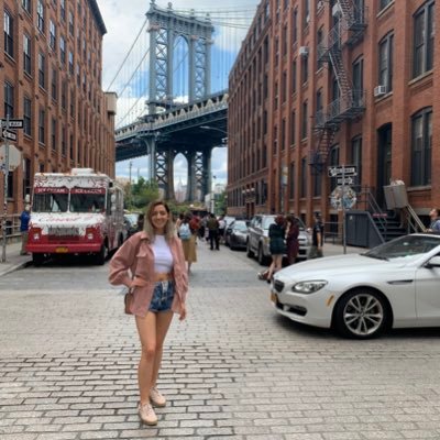 nataliebarrattx's profile picture. 