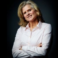 Pamela Douglas - @pamdsf Twitter Profile Photo