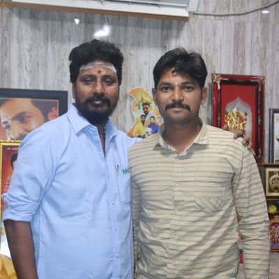 ANDHRA SANTHANAM FANS CLUB CHITTOOR DIST PRESIDENT.
Founder & President @Manam_Foundation
social worker