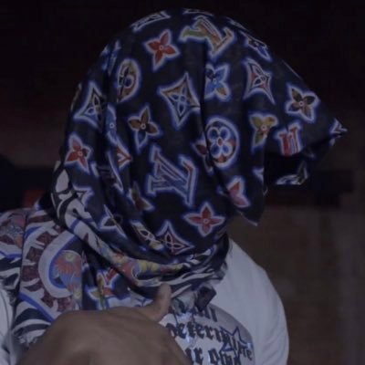 📩: Tiny_sy@hotmail.co.uk |📸Insta: TS_CR4SH | 👻: Trapstar_Syikes