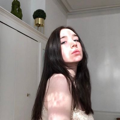 wrbadgirl's profile picture. 🍼